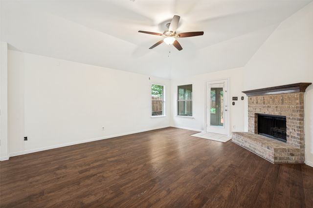 2100 Scott Creek Drive, Little Elm, TX 75068