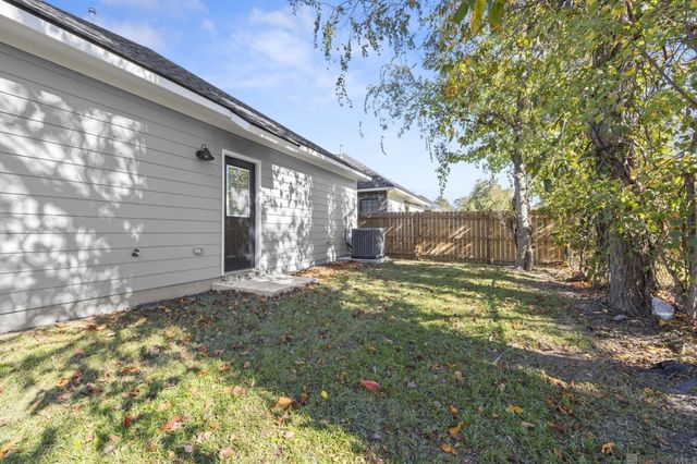 3220 Jackson St, Baker, LA 70714