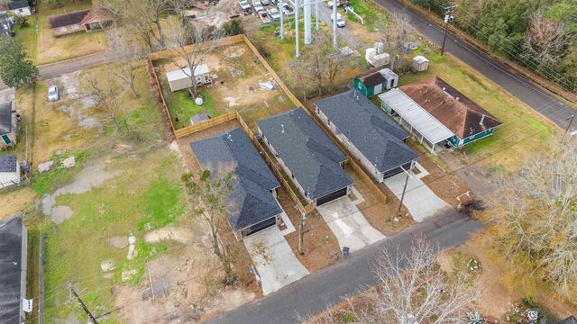3220 Jackson St, Baker, LA 70714