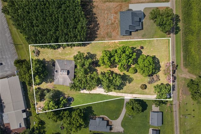 1412 Simpson Road, Pendleton, SC 29670