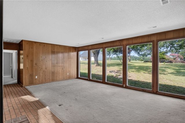 1412 Simpson Road, Pendleton, SC 29670