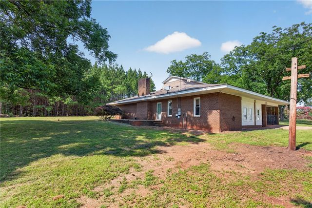 1412 Simpson Road, Pendleton, SC 29670