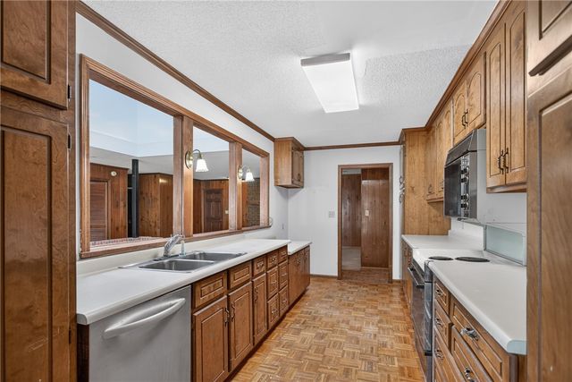 1412 Simpson Road, Pendleton, SC 29670