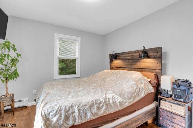 69 Roosevelt Ave, Jefferson Twp., NJ 07438
