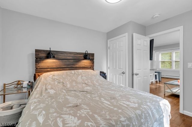 69 Roosevelt Ave, Jefferson Twp., NJ 07438