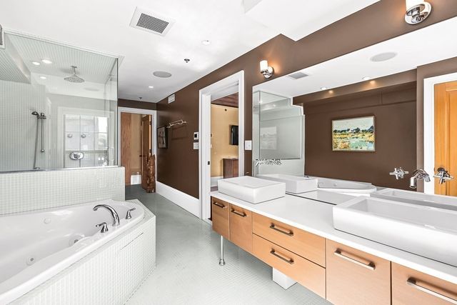 199 State St 201, Boston, MA 02109