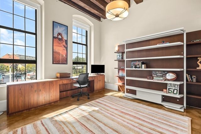 199 State St 201, Boston, MA 02109