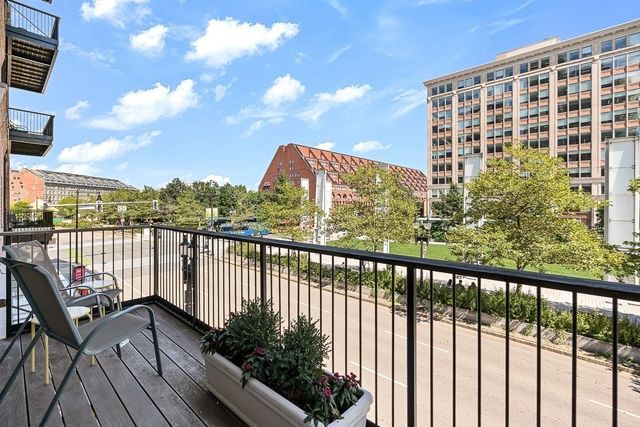 199 State St 201, Boston, MA 02109