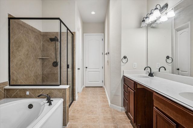 2470 Sunderland Lane, Lewisville, TX 75067