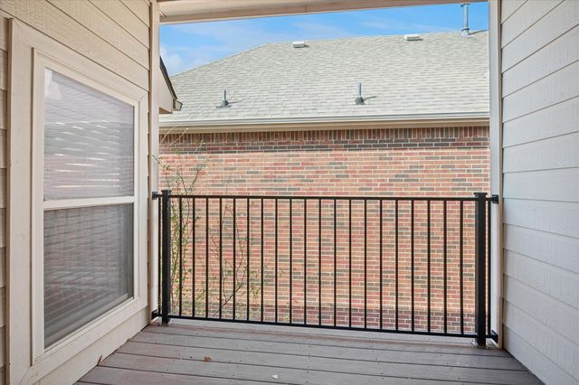 2470 Sunderland Lane, Lewisville, TX 75067