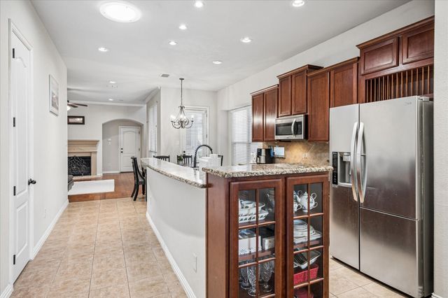 2470 Sunderland Lane, Lewisville, TX 75067