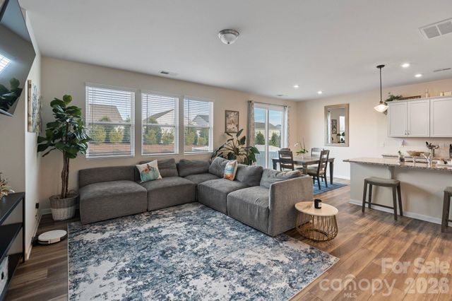 6507 Georgia Oak Road, Charlotte, NC 28269