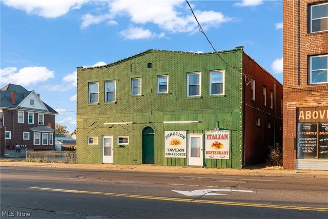 3013 Tuscarawas Street W, Canton, OH 44708