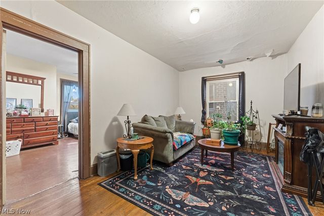 3013 Tuscarawas Street W, Canton, OH 44708