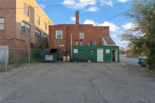 3013 Tuscarawas Street W, Canton, OH 44708