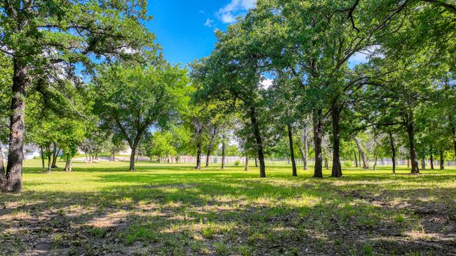 315 Arborview Drive, Weatherford, TX 76088