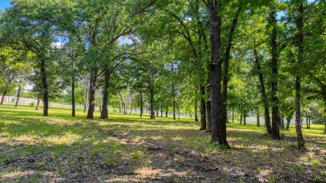 315 Arborview Drive, Weatherford, TX 76088