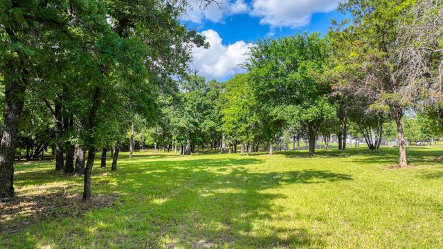 315 Arborview Drive, Weatherford, TX 76088