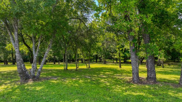 315 Arborview Drive, Weatherford, TX 76088