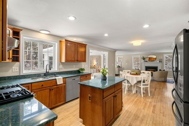 37 Sarah Drive, Merrimack, NH 03054