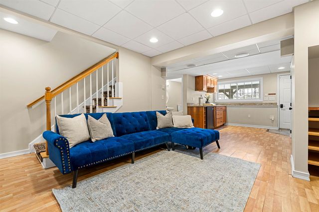 37 Sarah Drive, Merrimack, NH 03054