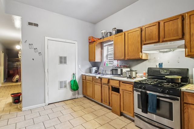 4448 S PRINCETON Avenue, Chicago, IL 60609