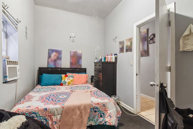 4448 S PRINCETON Avenue, Chicago, IL 60609