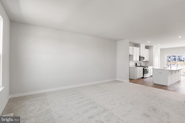 31 SAGE WAY, Mount Laurel, NJ 08054