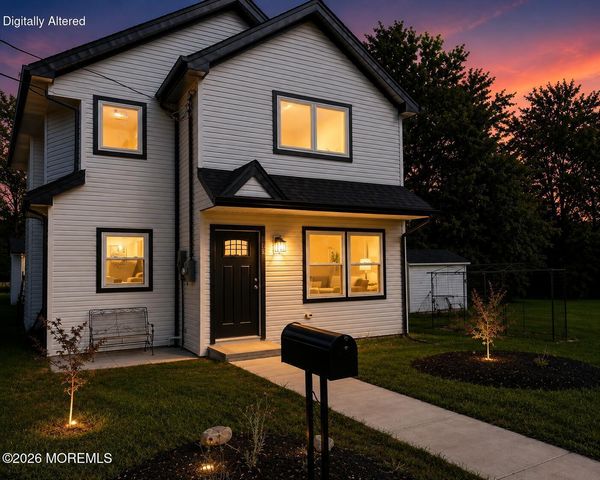 270 Alpine Way, Laurence Harbor, NJ 08879