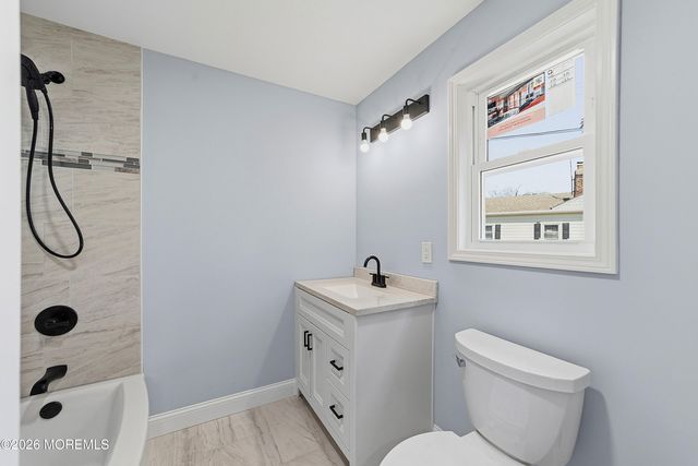 270 Alpine Way, Laurence Harbor, NJ 08879