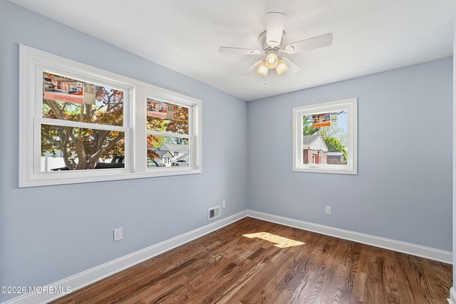 270 Alpine Way, Laurence Harbor, NJ 08879