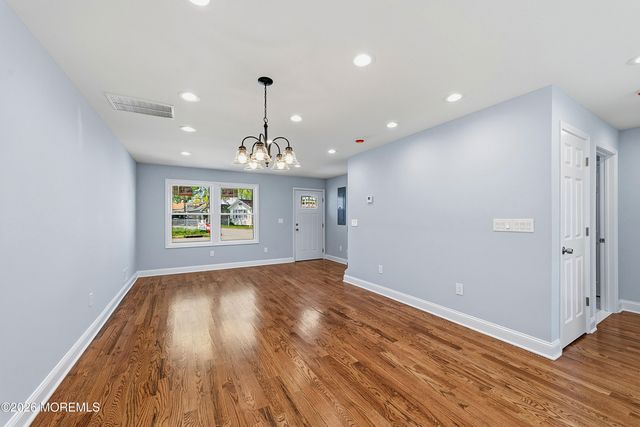 270 Alpine Way, Laurence Harbor, NJ 08879