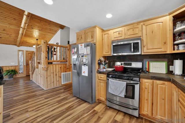 1636 Malabar WY, Big Bear, CA 92314