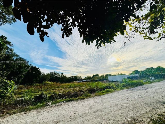 12330 SW 240 St, Homestead, FL 33032