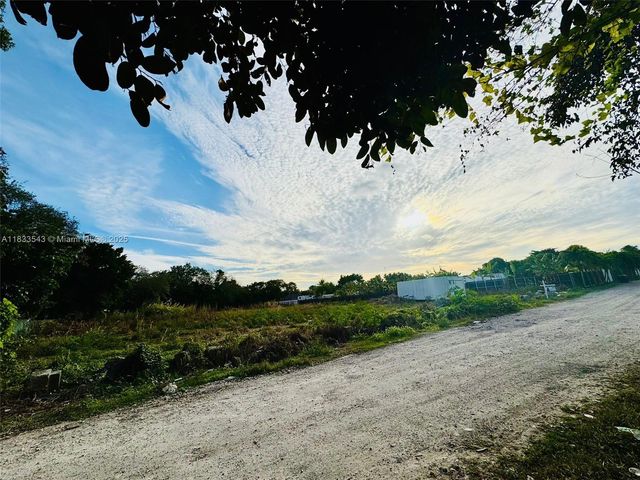 12330 SW 240 St, Homestead, FL 33032