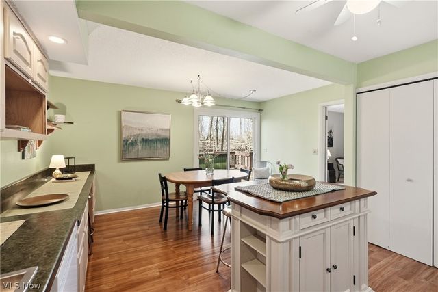 17650 Walnut Trail, Chagrin Falls, OH 44023