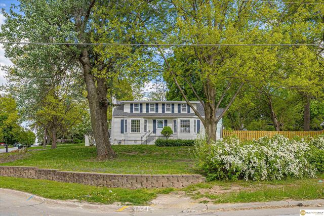 505 Beverly Drive, Omaha, NE 68114