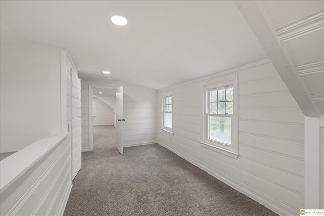 505 Beverly Drive, Omaha, NE 68114