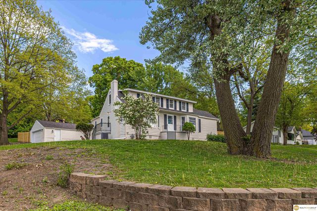 505 Beverly Drive, Omaha, NE 68114