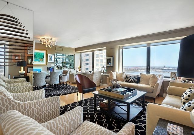 65 East India Row 26F, Boston, MA 02110