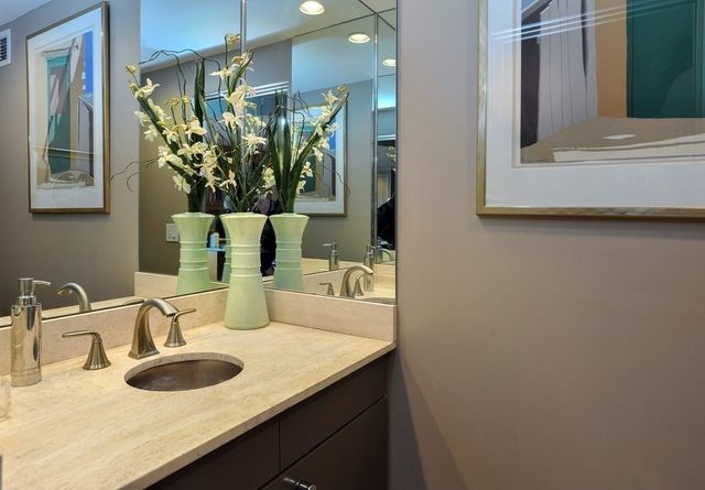 65 East India Row 26F, Boston, MA 02110