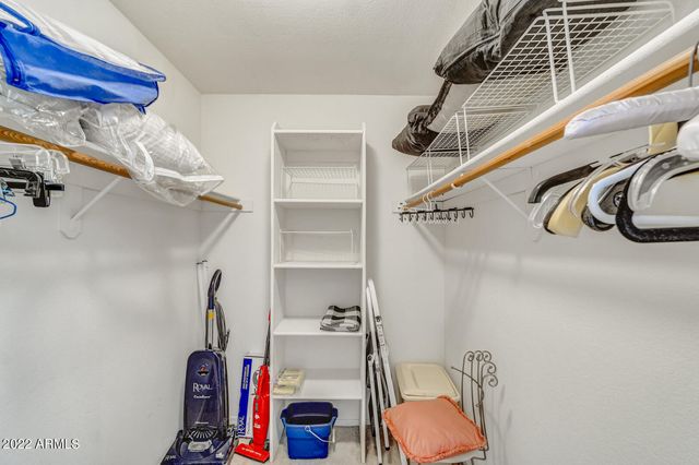 9460 E Mission Lane 214, Scottsdale, AZ 85258