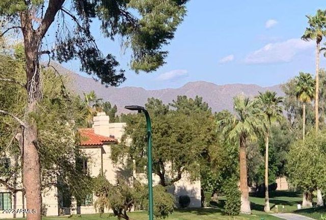 9460 E Mission Lane 214, Scottsdale, AZ 85258