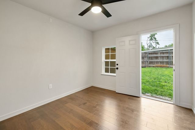 830 W Canty Street, Dallas, TX 75208