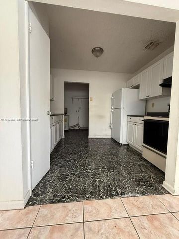 655 SW 6th Ter, Florida City, FL 33034