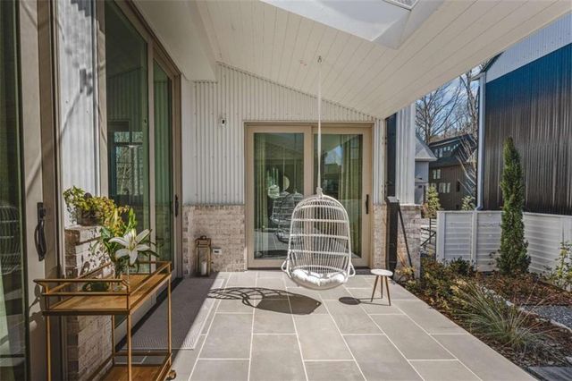 145 Arcadia Avenue, Fayetteville, GA 30214