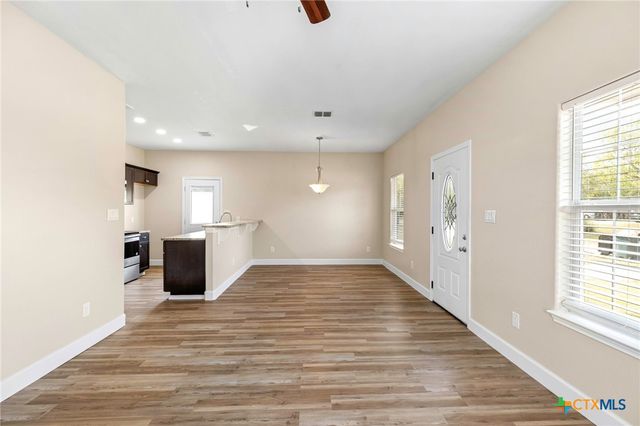 1628 Armstrong Street, Luling, TX 78648