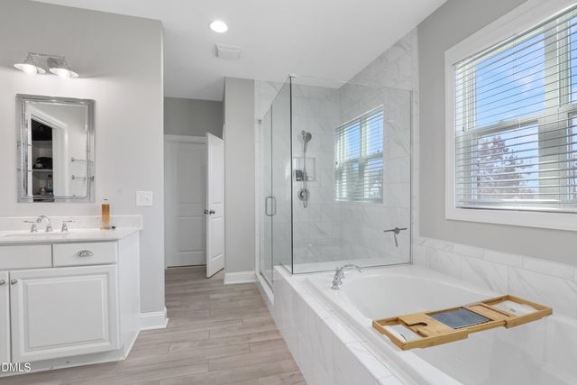 4608 Sunset Fairways Drive, Apex, NC 27539