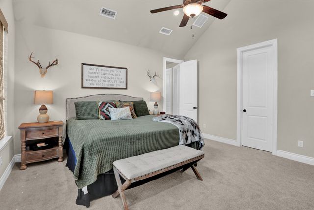 30 Laura Circle, Gunter, TX 75058