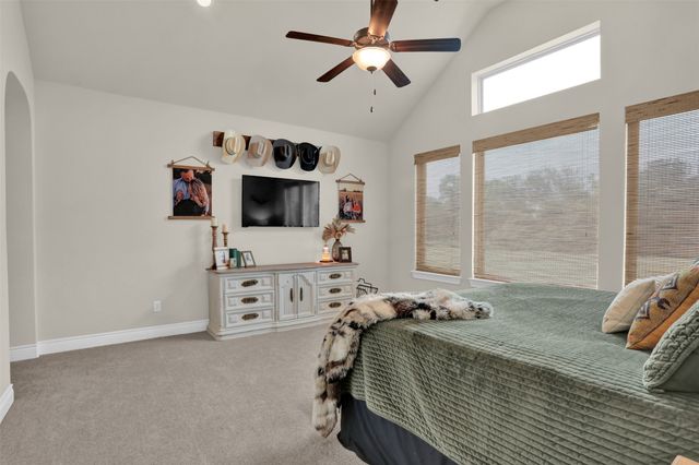 30 Laura Circle, Gunter, TX 75058